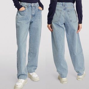 NEW Good American Good 90’s High Rise Baggy Jean 6/28